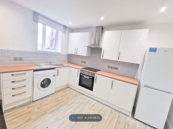 1 Bedroom Flat To Rent In Balby Road, Doncaster, DN4