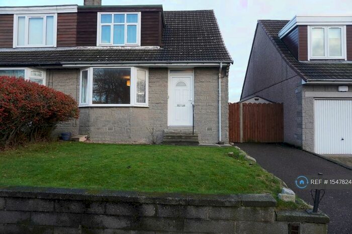 3 Bedroom Semi-Detached House To Rent In North Anderson Drive, Aberdeen, AB15