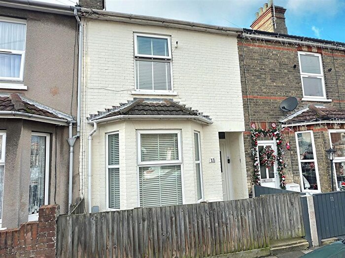 3 Bedroom Terraced House For Sale In John Street, Lowestoft, Suffolk, NR33