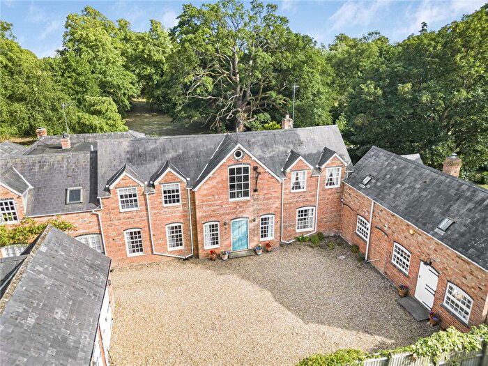 5 Bedroom House For Sale In Culworth, Nr Banbury, Oxfordshire, OX17