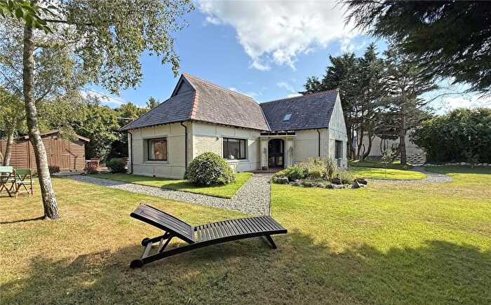 3 Bedroom Detached House For Sale In Llangadwaladr, Bodorgan, Isle Of Anglesey, LL62