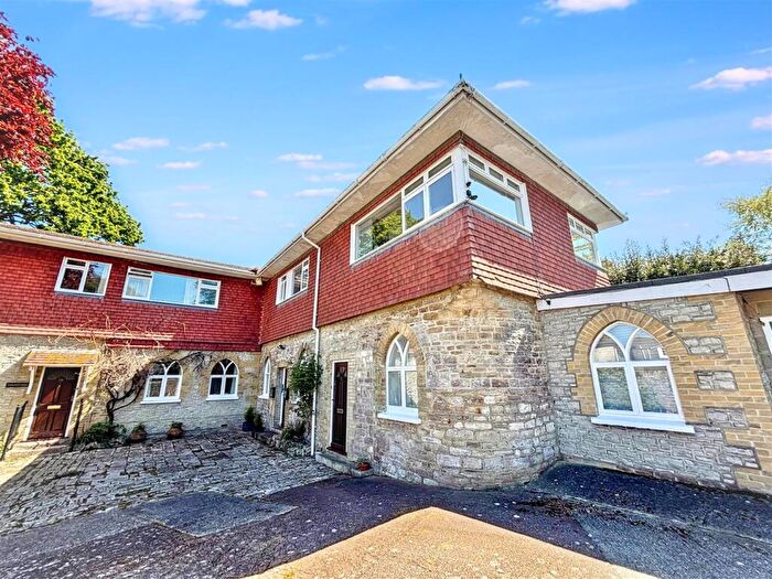 1 Bedroom Apartment For Sale In Augusta Road, Ryde, PO33