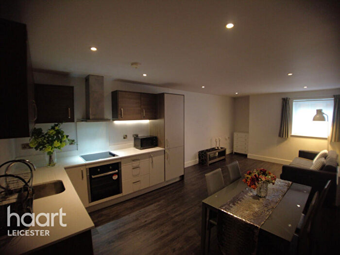 2 Bedroom Flat To Rent In Chatham Street, Leicester, LE1