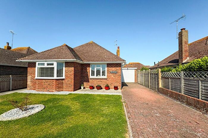 2 Bedroom Bungalow For Sale In Mariners Walk, Rustington, Littlehampton, West Sussex, BN16