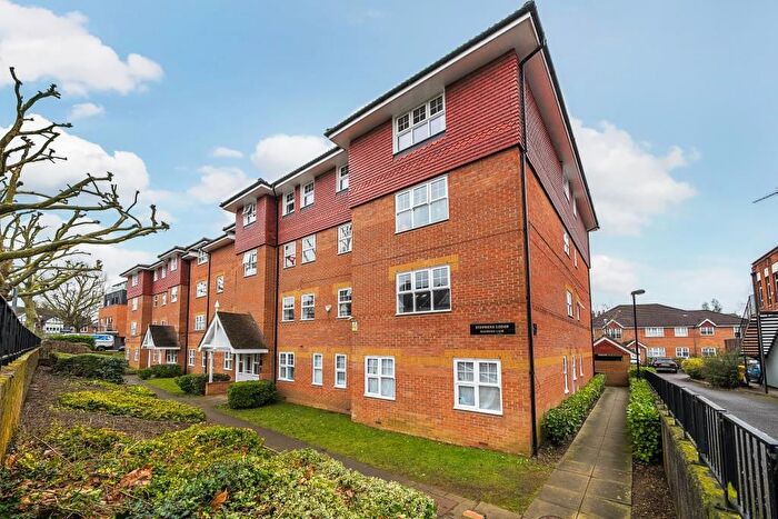 2 Bedroom Flat To Rent In Woodside Lane, North Finchley, N12