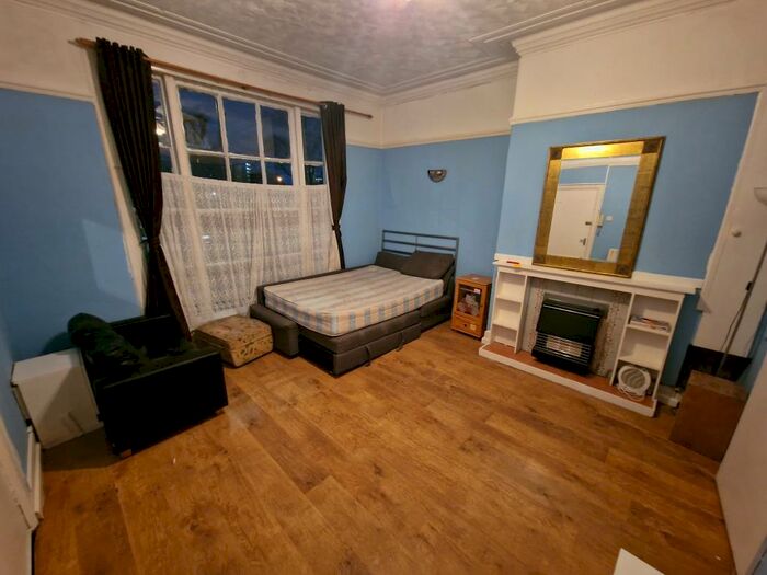 1 Bedroom Flat To Rent In Monument Road, Birmingham, B16