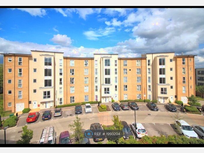 2 Bedroom Flat To Rent In Hunting Place, New Heston Road, TW5
