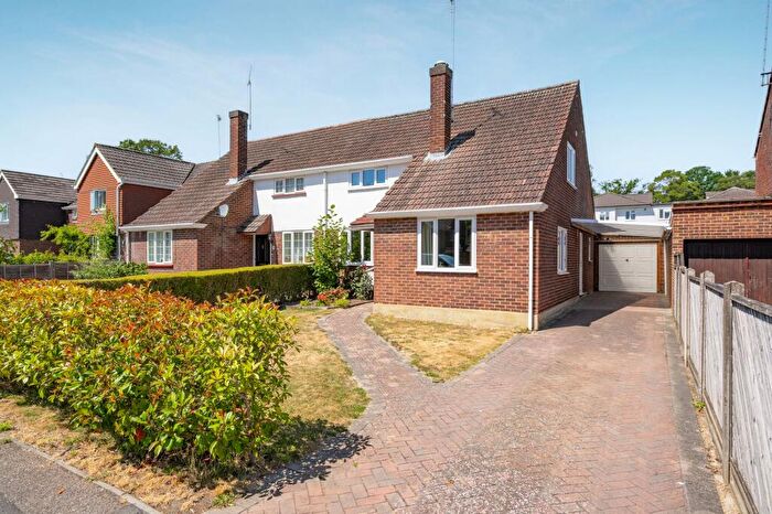 3 Bedroom Semi-Detached House For Sale In Jubilee Avenue, Ascot, SL5