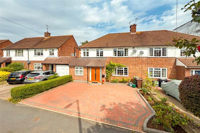 5 Bedroom Semi Detached House To Rent In The Ridgeway, St. Albans, Hertfordshire, AL4