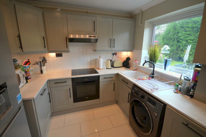 2 Bedroom Semi Detached House To Rent In Glenrise Close, St. Mellons, Cardiff, CF3