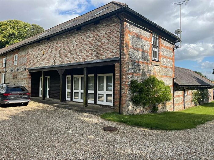 4 Bedroom Detached House To Rent In Blacksmiths Barn, Ridgeway Farm, RG28