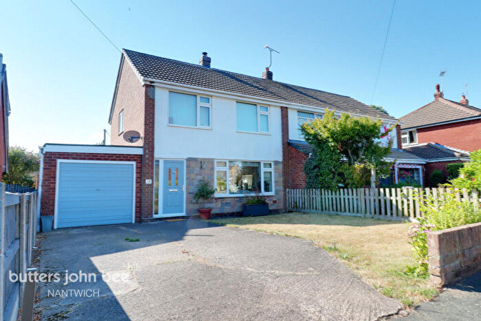 3 Bedroom Semi-Detached House For Sale In Pinsley View, Nantwich, CW5