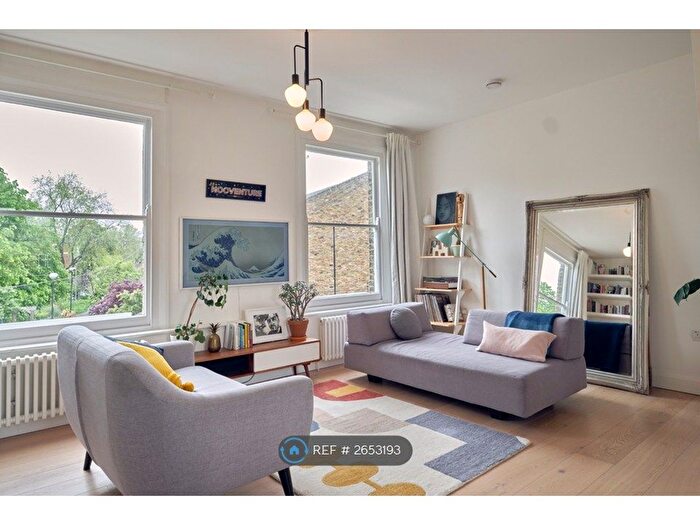 2 Bedroom Flat To Rent In Lilford Road, London, SE5