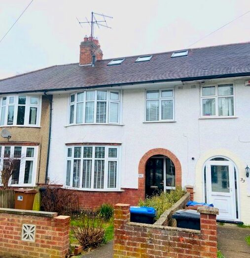 4 Bedroom Terraced House To Rent In Burwood Road, Abington, Northampton, NN3