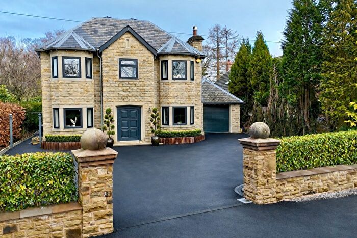 5 Bedroom Detached House For Sale In The Coppice, Poynton, Stockport, Cheshire, SK12