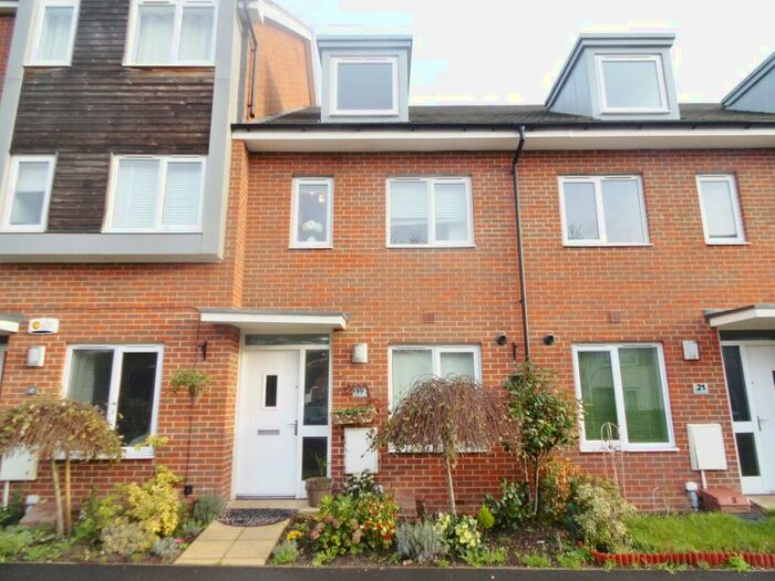 3 Bedroom Terraced House To Rent In John Hunt Drive, Basingstoke, RG24