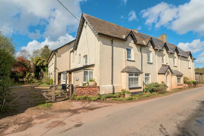 4 Bedroom Semi-Detached House For Sale In Poltimore, Exeter, EX4