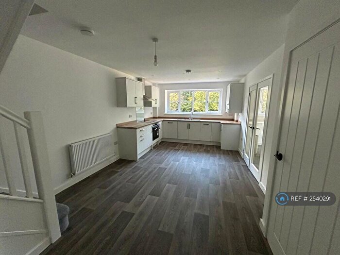 2 Bedroom Semi-Detached House To Rent In Hill Road, Sandford, Winscombe, BS25
