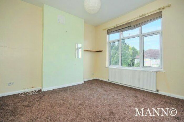 2 Bedroom Flat To Rent In George Lane, London, SE13