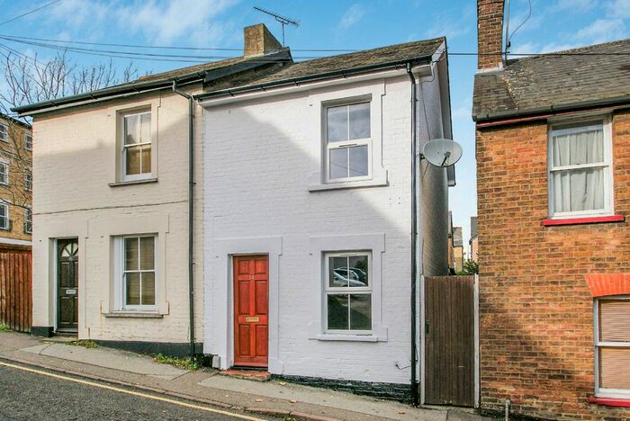 2 Bedroom Cottage To Rent In New Town Road, Bishop's Stortford, CM23