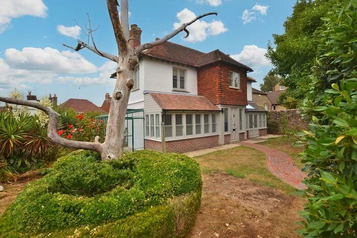 4 Bedroom Detached House To Rent In Rosemary Lane, Petworth, GU28