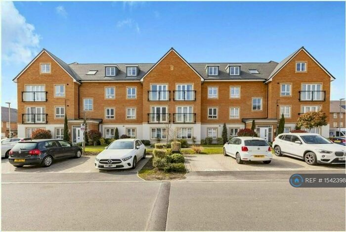 1 Bedroom Flat To Rent In Kenyon Way, Slough, SL3