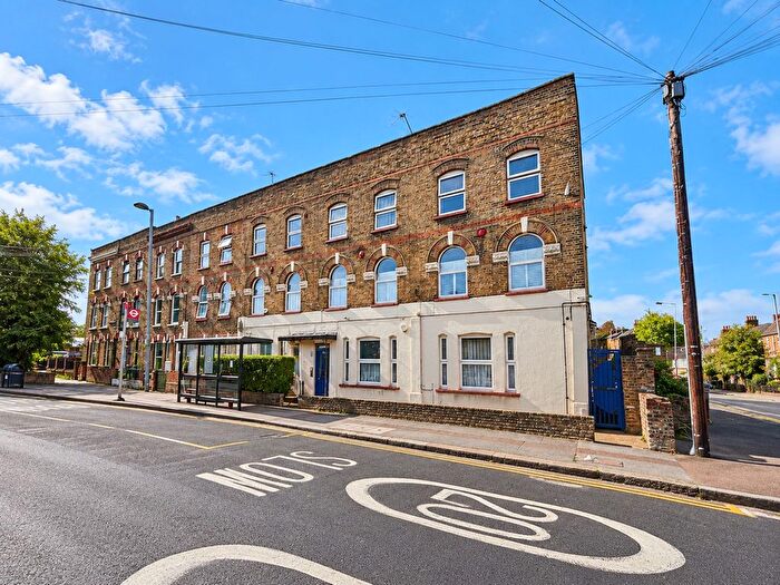 1 Bedroom Flat For Sale In Shernhall Street, London, E17