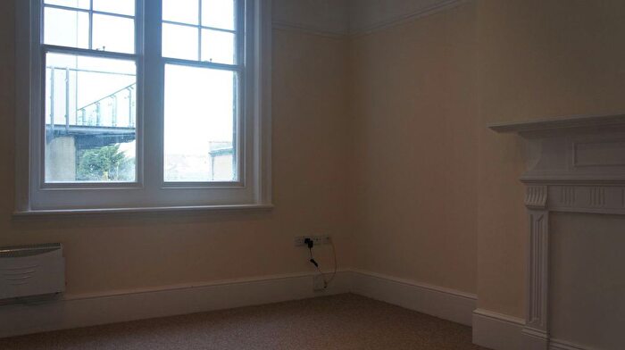 Studio To Rent In Church Road, Hove, BN3