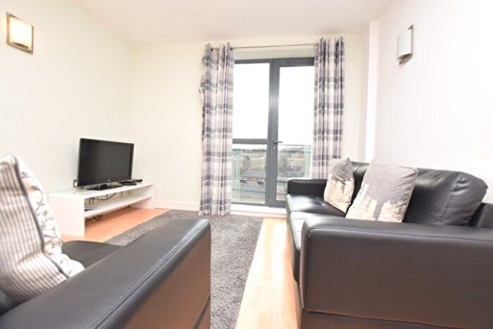 2 Bedroom Flat To Rent In West One Peak, Sheffield, S3