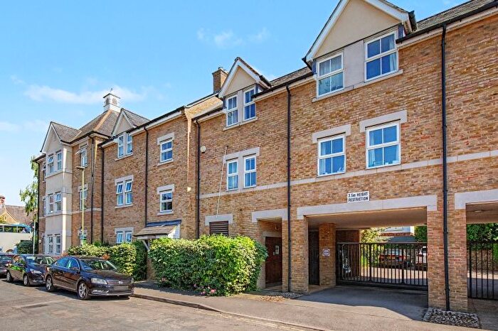 3 Bedroom Flat To Rent In Grove Street, Oxford, OX2