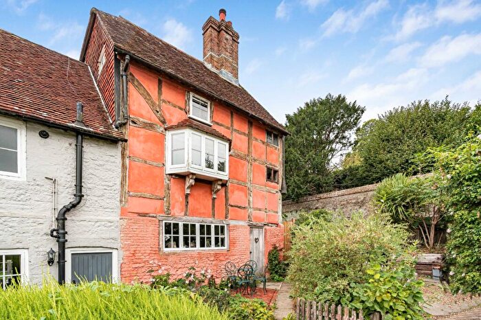 3 Bedroom Semi-Detached House For Sale In North Street, Petworth, West Sussex, GU28