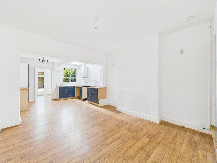 2 Bedroom End Of Terrace House For Sale In Vernon Avenue, Old Basford, Nottingham, NG6