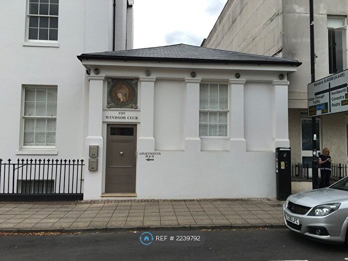 3 Bedroom Flat To Rent In Windsor Club, Leamington Spa, CV32