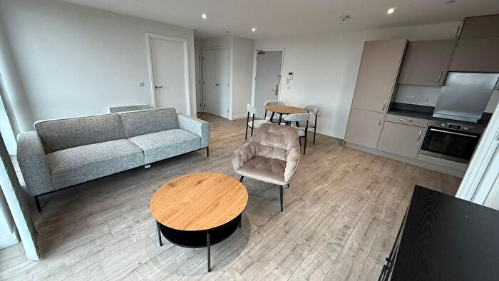 2 Bedroom Apartment To Rent In Crocus Street, Nottingham, Nottinghamshire, NG2