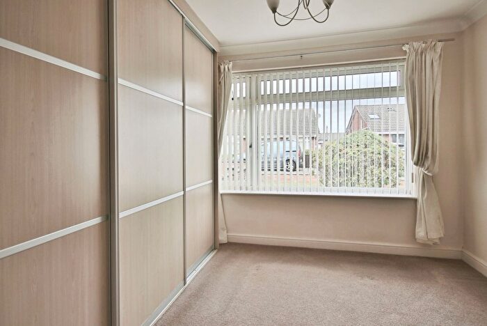 2 Bedroom Semi Detached Bungalow For Sale In Borrowdale, Hull, HU7