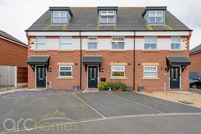 3 Bedroom Town House For Sale In Wilkinson Park Drive, Leigh, WN7