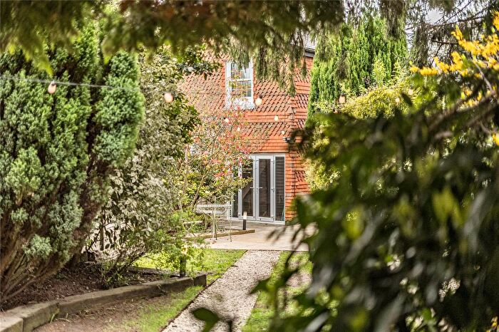 3 Bedroom Semi Detached House For Sale In Crossways Road, Grayshott, Hindhead, Hampshire, GU26