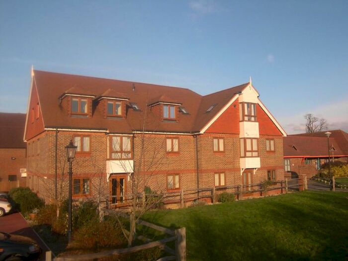 2 Bedroom Flat To Rent In Stanford Court, Maidenbower Place, Maidenbower, RH10