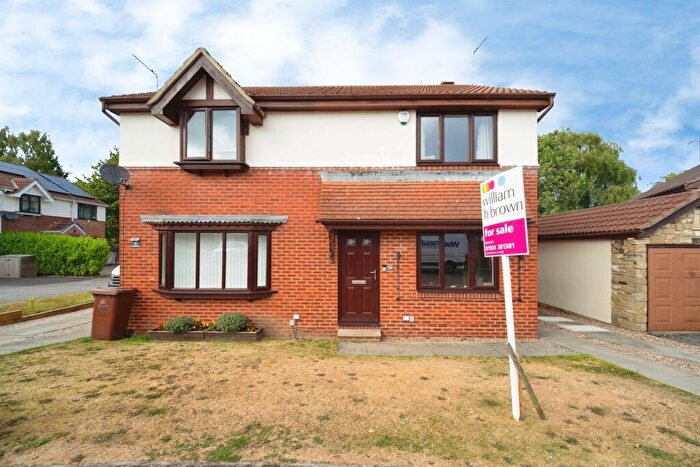 3 Bedroom Semi-Detached House For Sale In Hopefield Way, Rothwell, Leeds, LS26