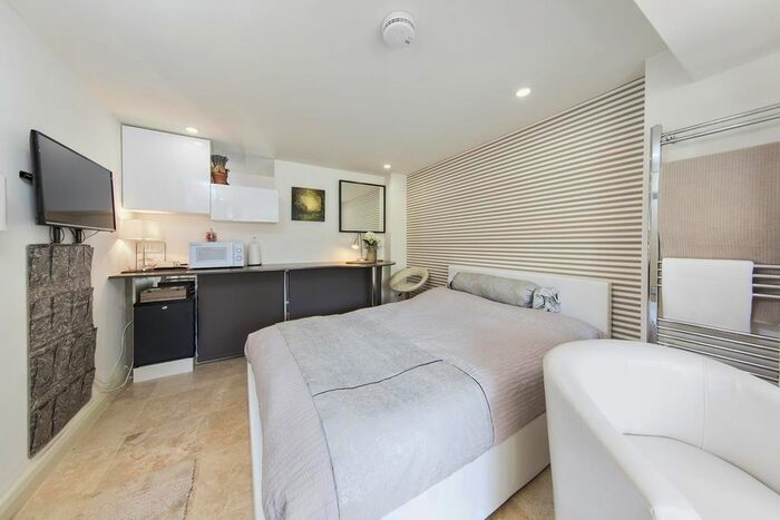 Studio To Rent In Church Hill, Wimbledon, SW19