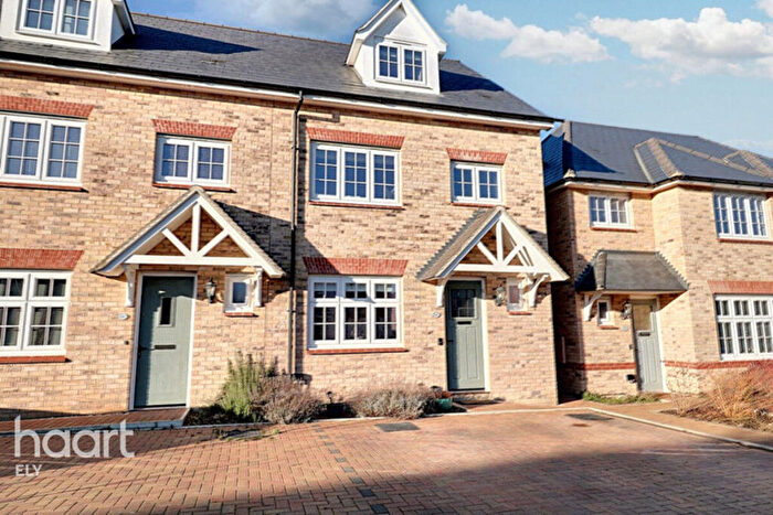 4 Bedroom Town House For Sale In Brimstone Drive, Ely, CB7