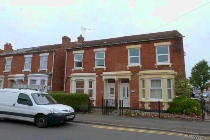 4 Bedroom Property To Rent In Gloucester, Gloucester, GL1