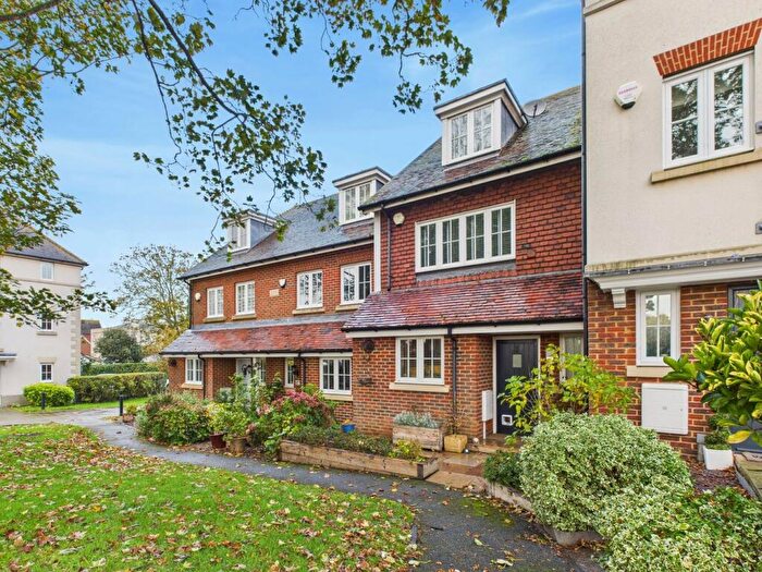 4 Bedroom Town House For Sale In College Gardens, Westgate-on-Sea, CT8