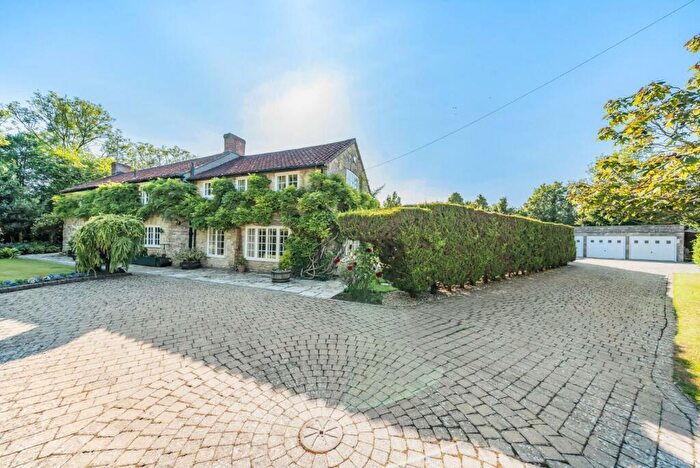 6 Bedroom Detached House For Sale In Church Street, Weymouth, DT3