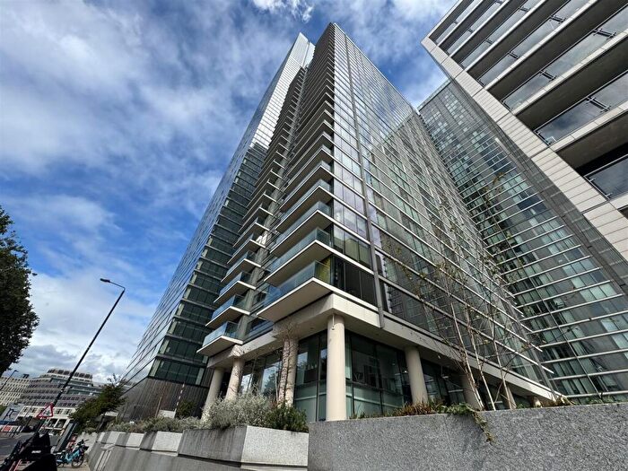 1 Bedroom Flat To Rent In Landmark, Canary Wharf, E14