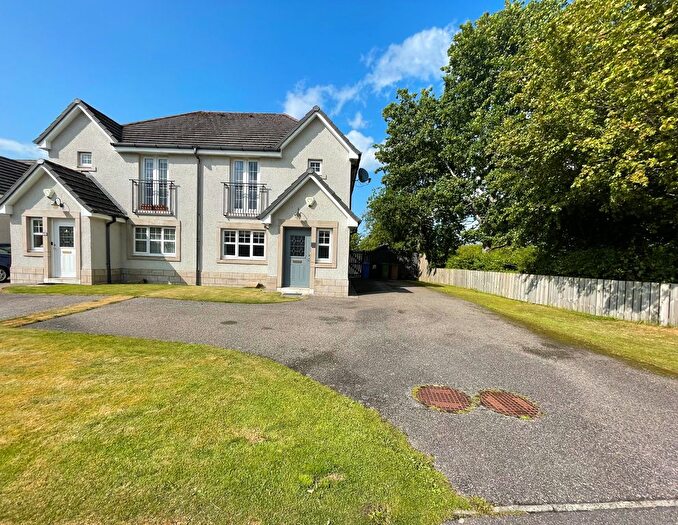 3 Bedroom Semi-Detached House For Sale In Woodgrove Drive, Inverness, IV2