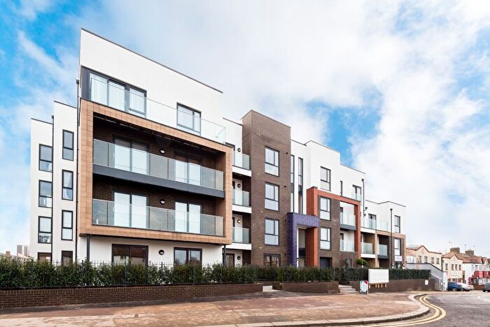 1 Bedroom Flat To Rent In Flat, - Sutton Road, Southend-On-Sea, SS2