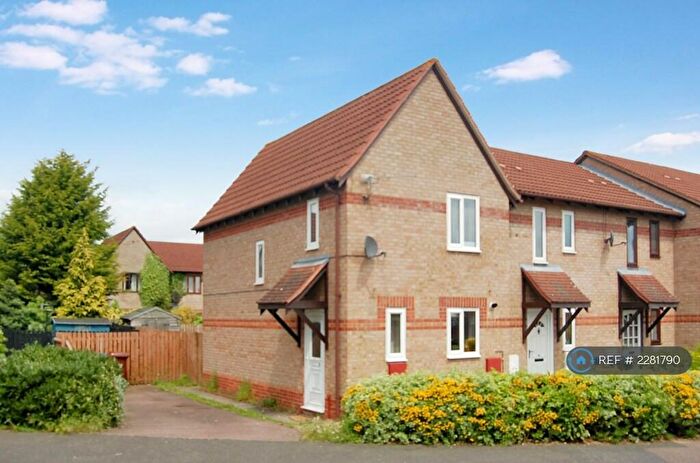 2 Bedroom End Of Terrace House To Rent In Mulberry Drive, Bicester, OX26