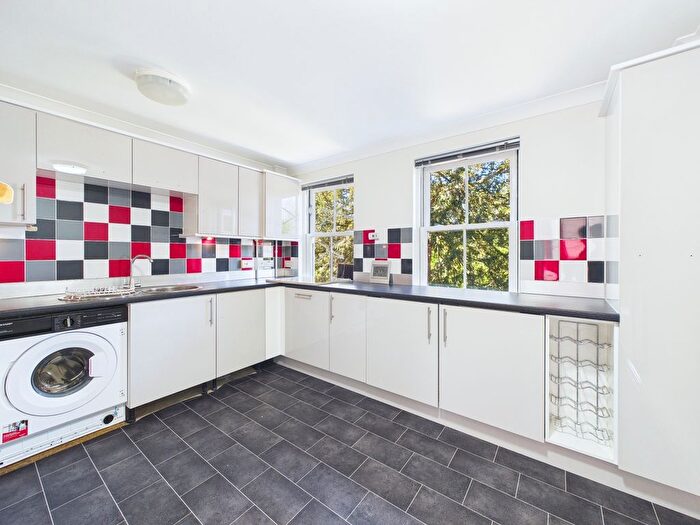 3 Bedroom Flat To Rent In Regency House, Princes Gate, Peterborough, PE1