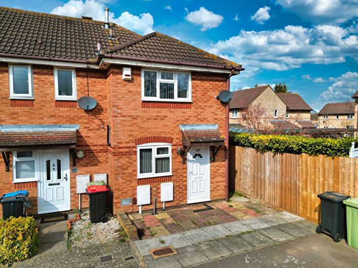 2 Bedroom End Terrace House For Sale In Underwood Place, Oldbrook, MK6